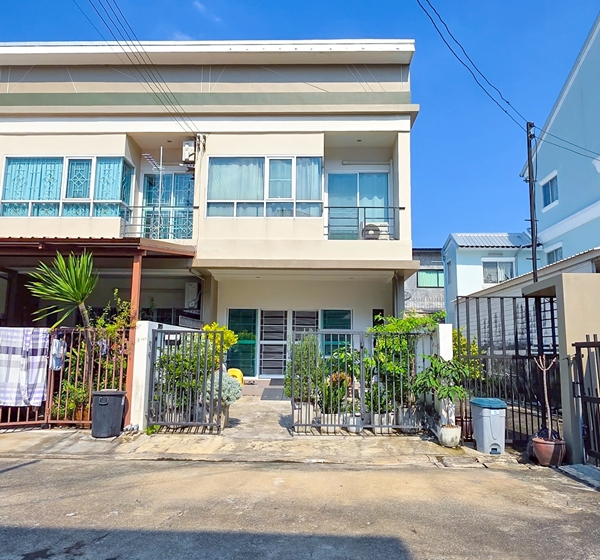 ขายทาวน์โฮม 2 ชั้น รามอินทรา 8 แยก18 (ลาดปลาเค้า72) ทาวน์โฮม 2 ชั้น รามอินทรา 8 แยก18 