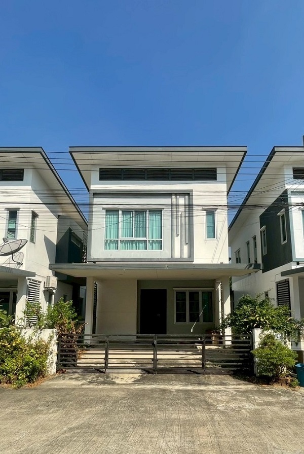 ขายบ้าน Motto สเปซใหญ่ บนทำเลทอง เดินทางง่าย ครบทุกฟังก์ชัน