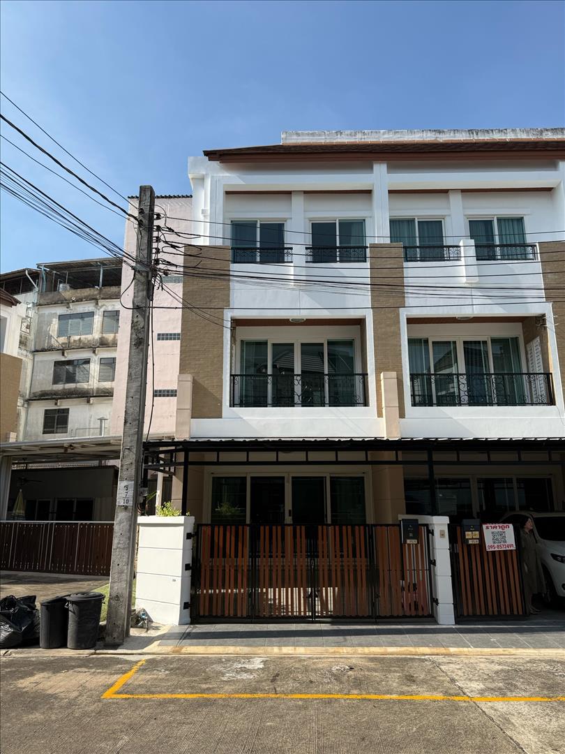 หมู่บ้านกลางเมือง พระราม 3 สุขสวัสดิ์ 