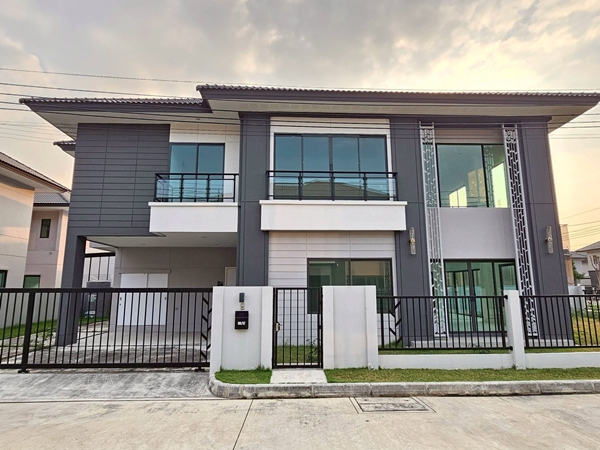 ขายด่วน  บ้านเดี่ยว ชีวารมย์ นครอินทร์ หลังมุม 94.5 ตร.วา 4 นอน 5 น้ำ บ้านใหม่ ใหญ่สุดในโครงการ  094