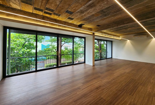 ให้เช่าโฮมออฟฟิศ รัชดา-ลาดพร้าวขนาด600 ตรมจดทะเบียนบริษัทได้ 4ที่จอดรถไฟฟ้า 3 เฟสรองมีระบบ รับจุดชาร