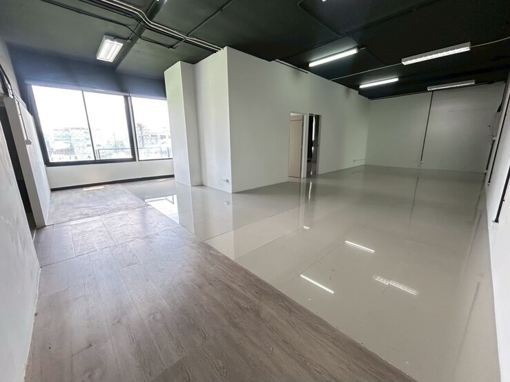 อาคารแอทแอเรีย