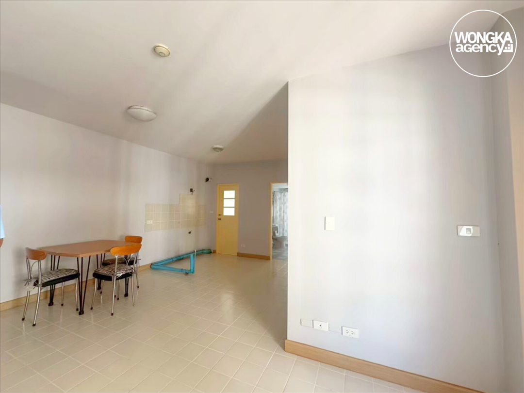 บ้านสวนลาซาลคอนโดมิเนียม