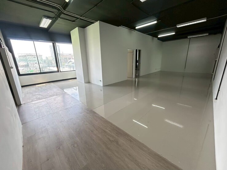 อาคารแอทแอเรีย