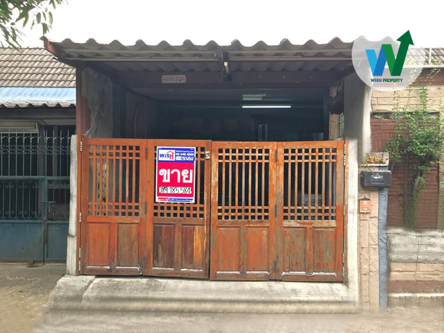 ขายทาวน์เฮ้าส์ 27 ตร.ว. ต่อเติมครบ  2 ห้องนอน 2 ห้องน้ำ 1 ที่จอดรถ หมู่บ้านโชคไพศาล   ใกล้สนามบินดอน