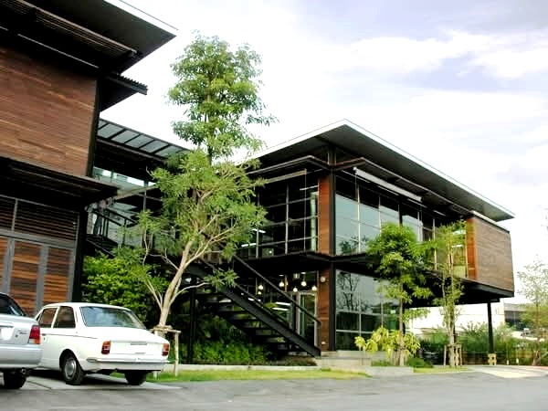 ขายอาคารสำนักงานLoft Style 2 ชั้นอาคารแฝด2 อาคารถนนพระราม9 ใกล้ ห้าง The Nine   พื้นที่ภายในกว้าง เพ