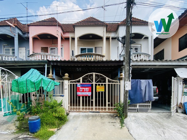 ขาย ทาวน์เฮ้าส์ รุ่งกิจ 7  ซอยร่มเกล้า 42 ติดแอร์พอร์ตลิงค์ลาดกระบัง 