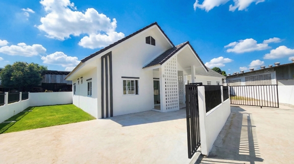 บ้านเดี่ยว ห่างถนนคนเดินเพียง 900เมตร  ใจกลางเมือง ซ. บรมไตร22 เทศบาลนคร 