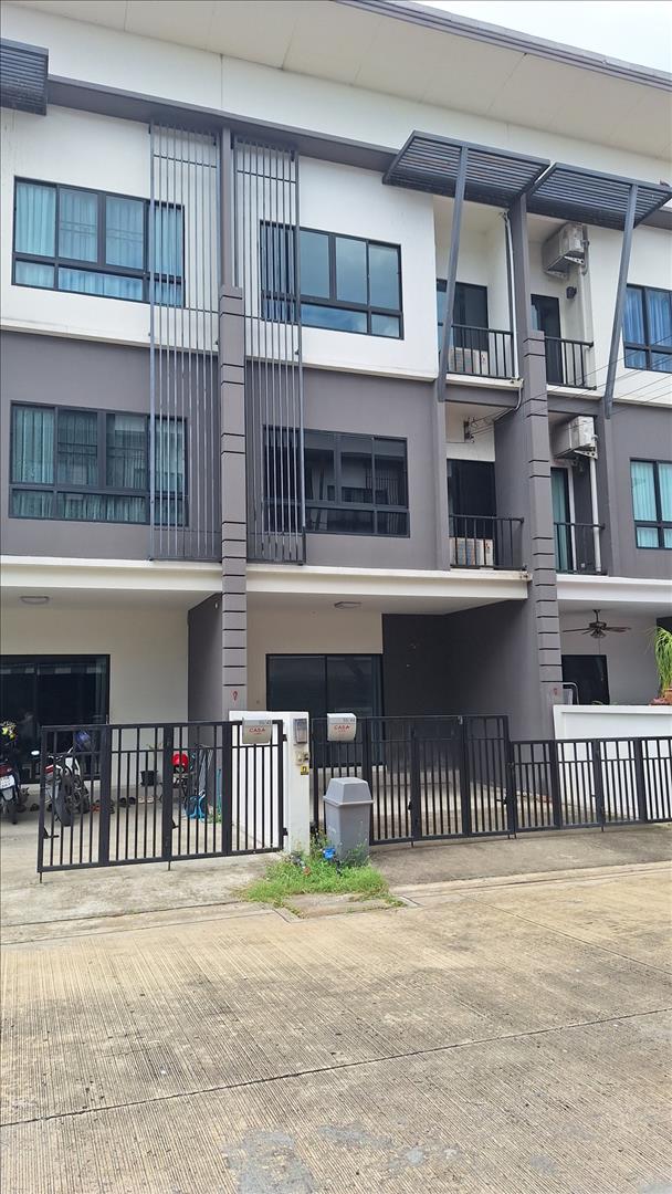 ให้เช่าทาวน์เฮ้าส์ คาซ่า ซิตี้ วงแหวน ลำลูกกา ติดถนนลำลูกกา