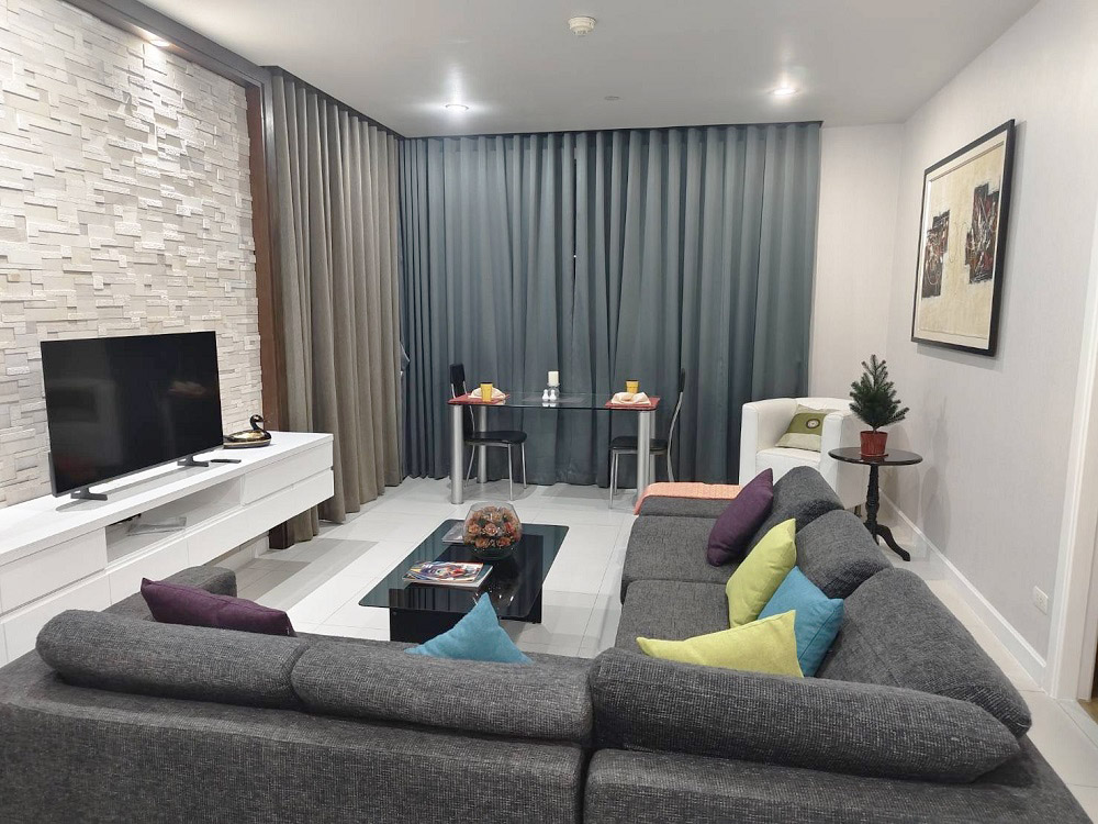 แมนฮัตตัน ชิดลม