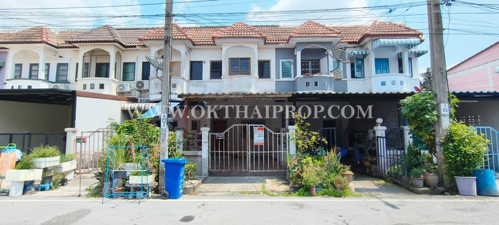 ทาวน์เฮ้าส์ หมู่บ้านเอเชียโฮมทาวน์ 1-3 ถนนบางกรวย-ไทรน้อย