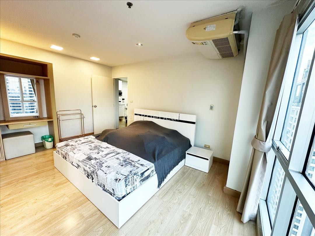 สีลมสวีท