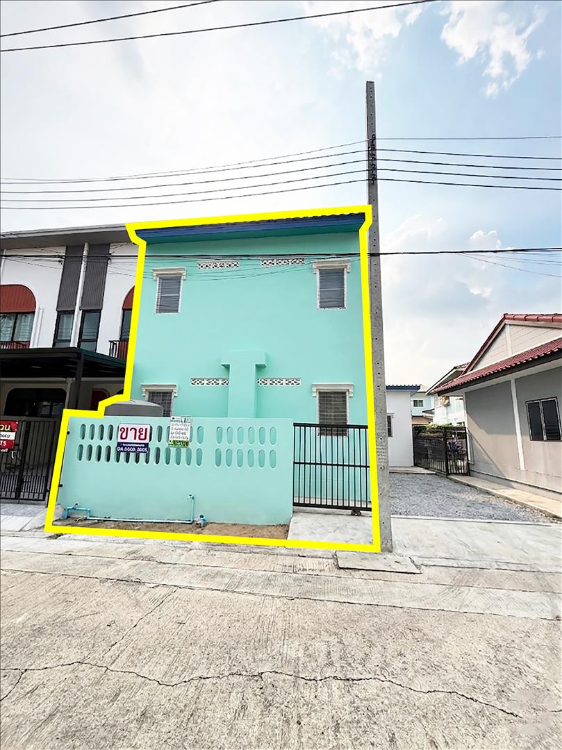 ทาวน์เฮ้าส์บัวทองธานี,นนทบุรี 6ห้องนอน 6ห้องน้ำ ขนาด 24.3 ตร.ว.