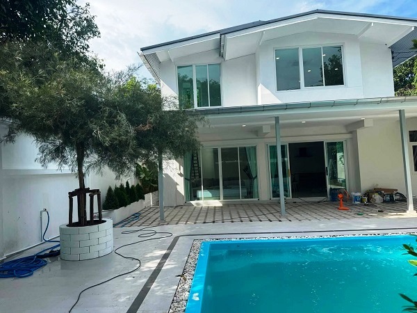 ให้เช่า Pool Villa ใจกลางสุขุมวิท ใกล้ BTS อ่อนนุช (สุขุมวิท 54) บ้านพูลวิลล่าส่วนตัว ทำเลดี เดินทาง