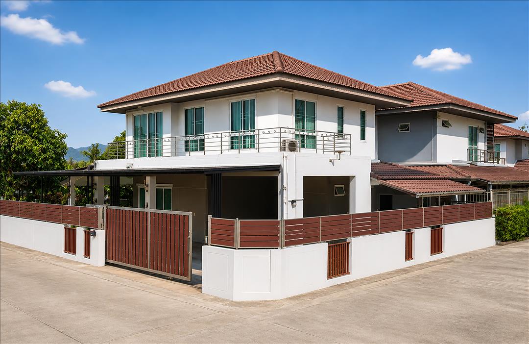 ขายบ้านเดี่ยว 2 ชั้น บ้านบึง ชลบุรี บูรพาเมาท์เท่น หลังมุม สระว่ายน้ำส่วนตัว