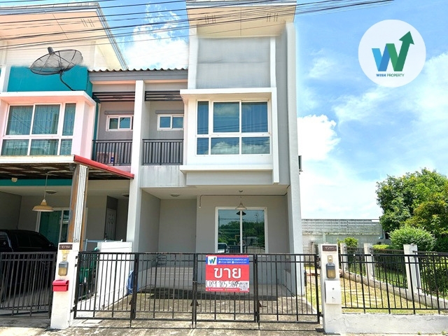 หมู่บ้านรสาแกรนด์วิลล์