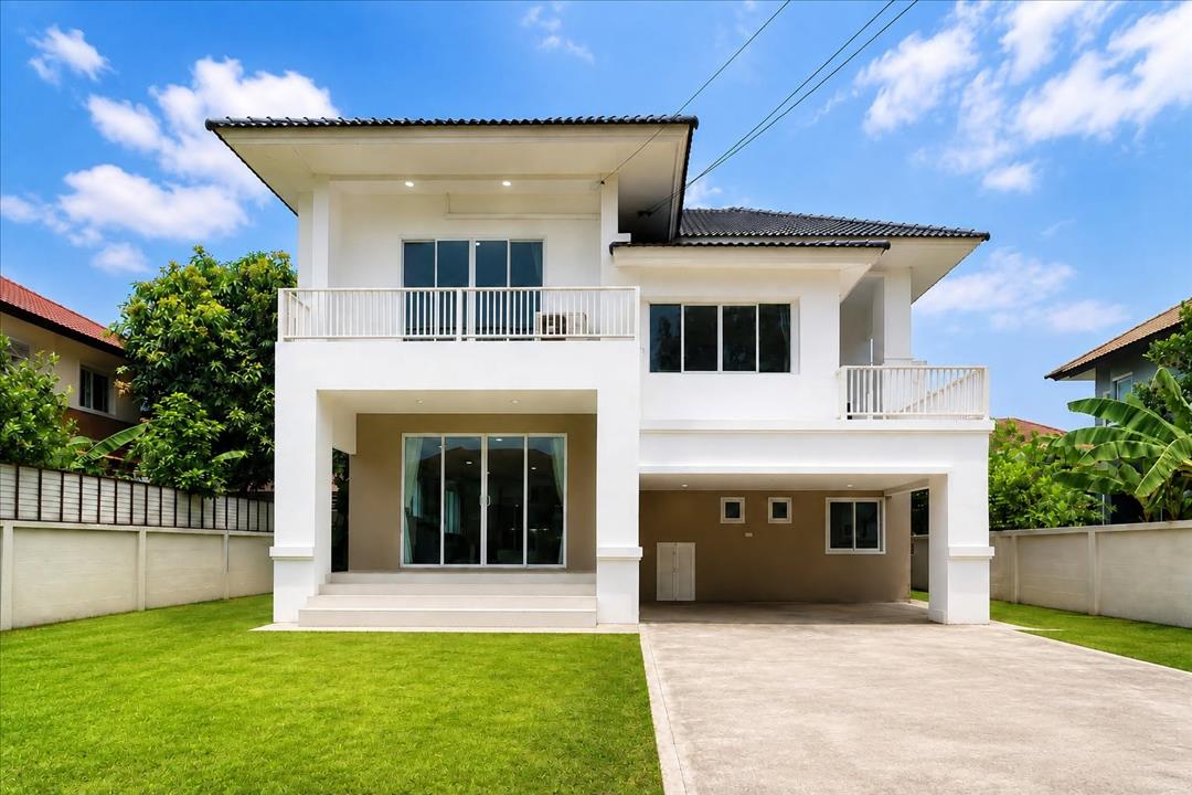 เช่าบ้านเดี่ยว วัชรพล  บ้านใหญ่ 122 ตร.ว. 4ห้องนอน 3ห้องน้ำ