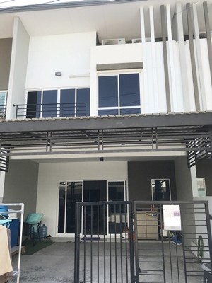 ขายทาวน์โฮม 2 ชั้น หมู่บ้านซิตี้เซนส์ รัตนาธิเบศร์-เลี่ยงเมืองนนท์ 13 (Citysense Rattanathibet - Lia