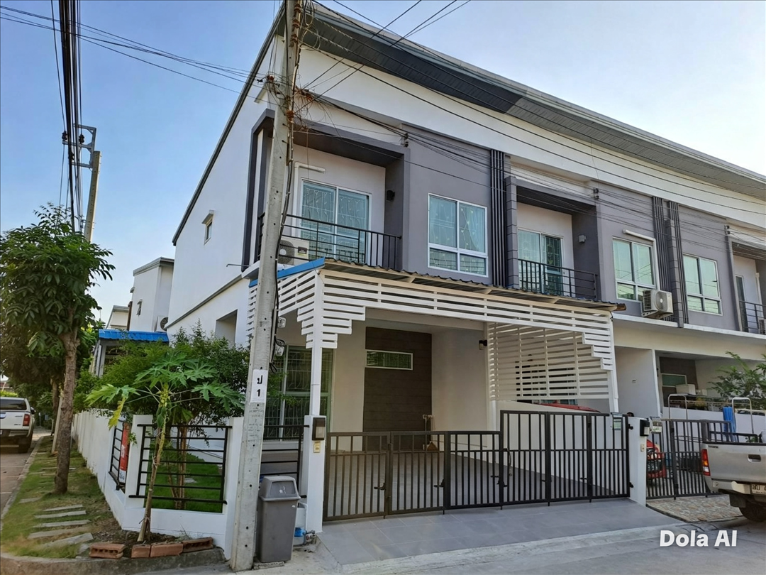 เดอะทรัสต์ ศรีนครินทร์ แพรกษา