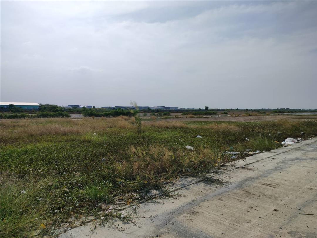 สำนักงานขายที่ดินปิ่นทองแลนด์แฟคทอรี่