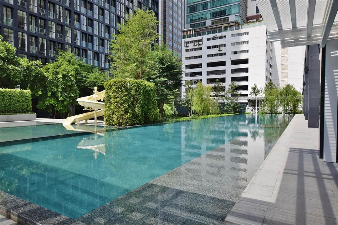 ขายคอนโดโนเบิลเพลินจิต 5 ห้องพร้อมราคาและโปรฟรีโอน