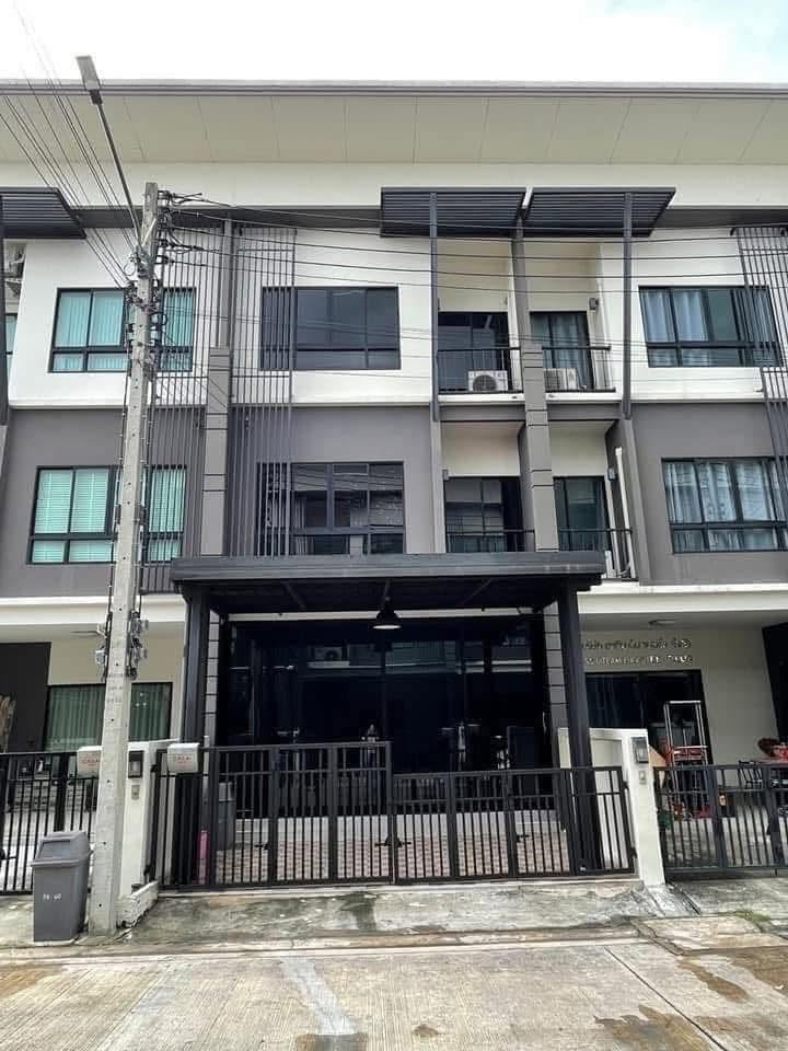เช่าทาวน์โฮม 3 ชั้น  โครงการ คาซ่า ซิตี้ วงแหวน ลําลูกกา คลอง 5